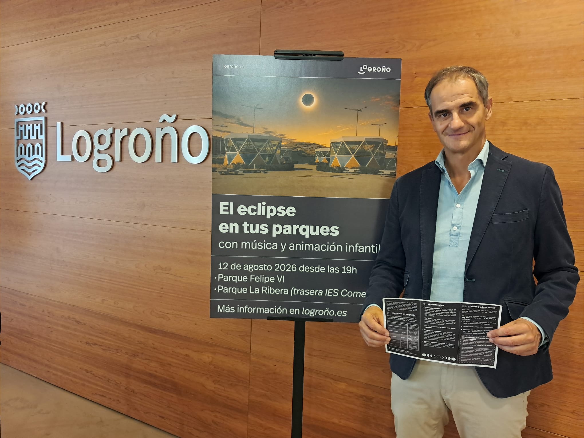 Presentación de la programación del Ayuntamiento para el día del eclipse