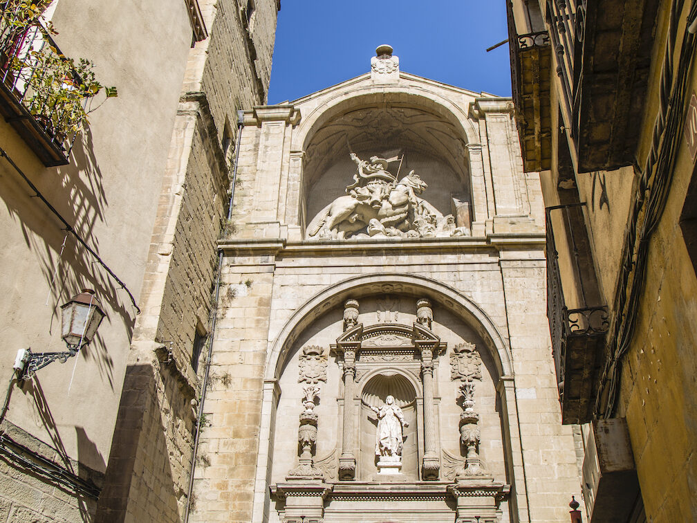 Fachada de la Iglesia de Santiago El Real