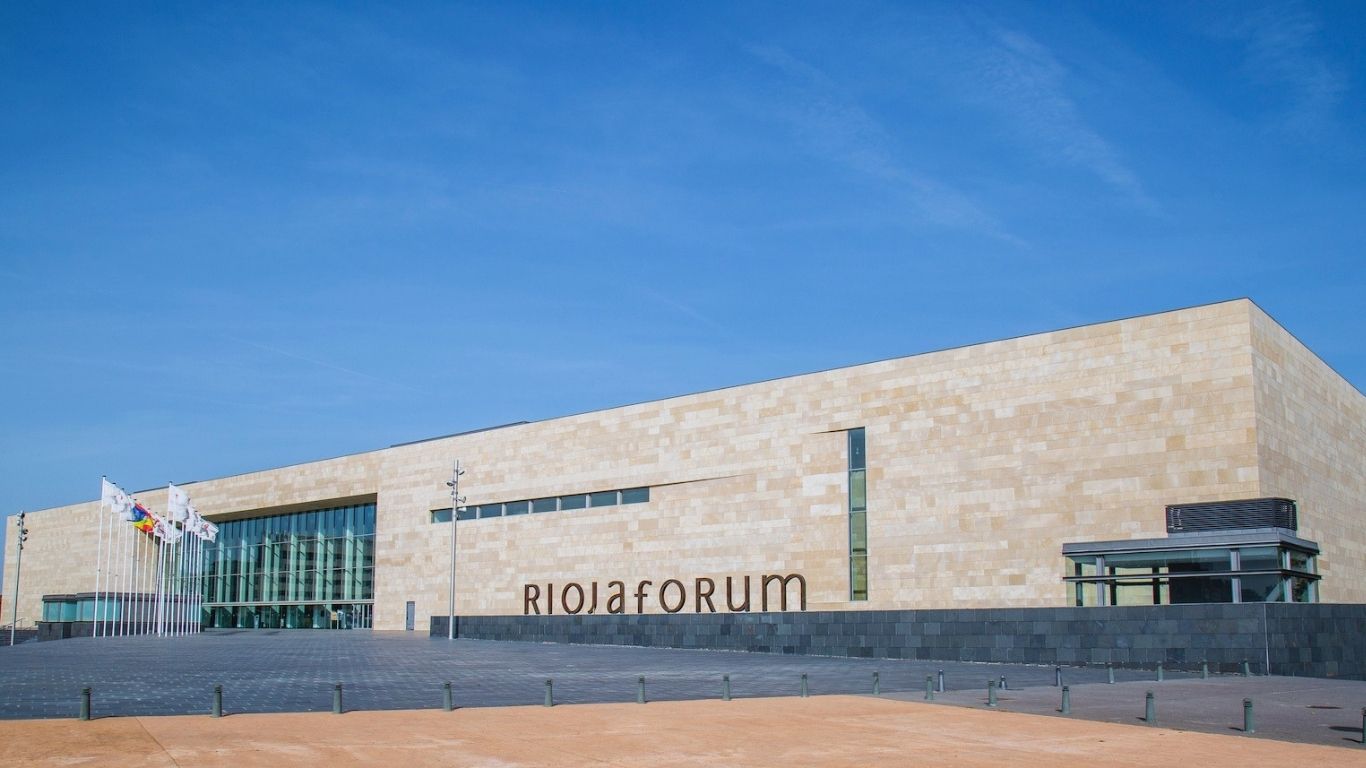 Fachada del Palacio de Congresos y Auditorio Riojaforum