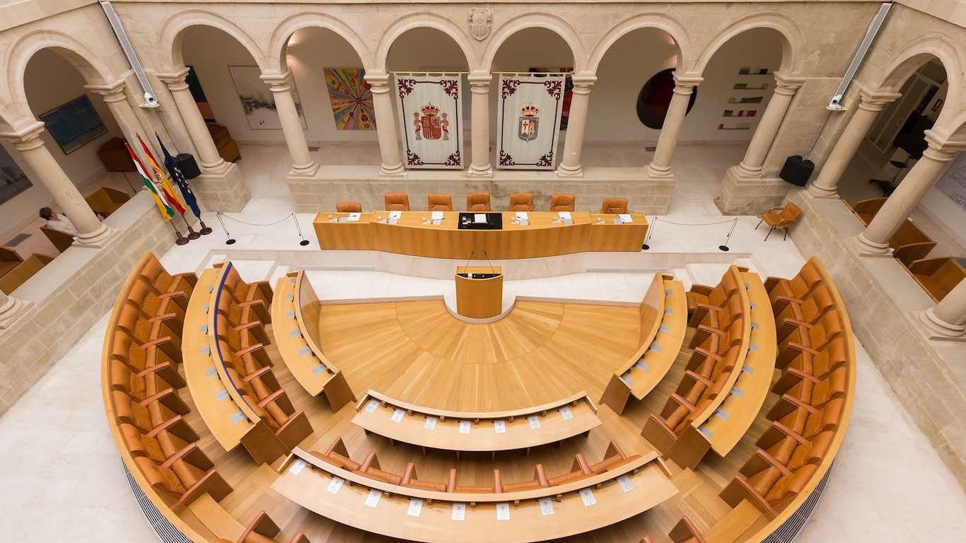 Interior del Parlamento de La Rioja