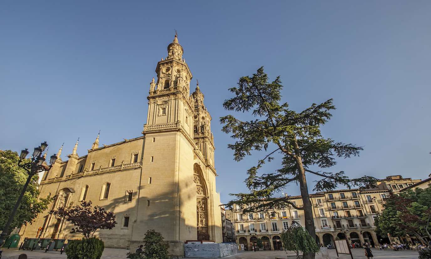  Concatedral de La Redonda en la Plaza del Mercado