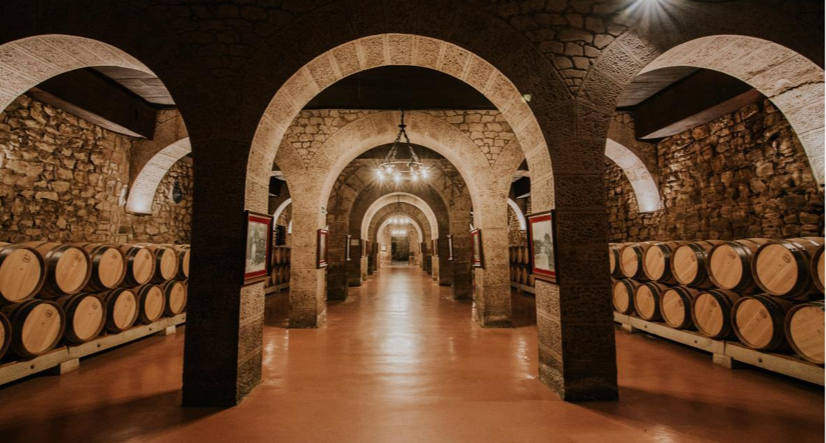 Interior de las Bodegas Franco-Españolas