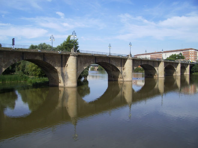 Puente de piedra